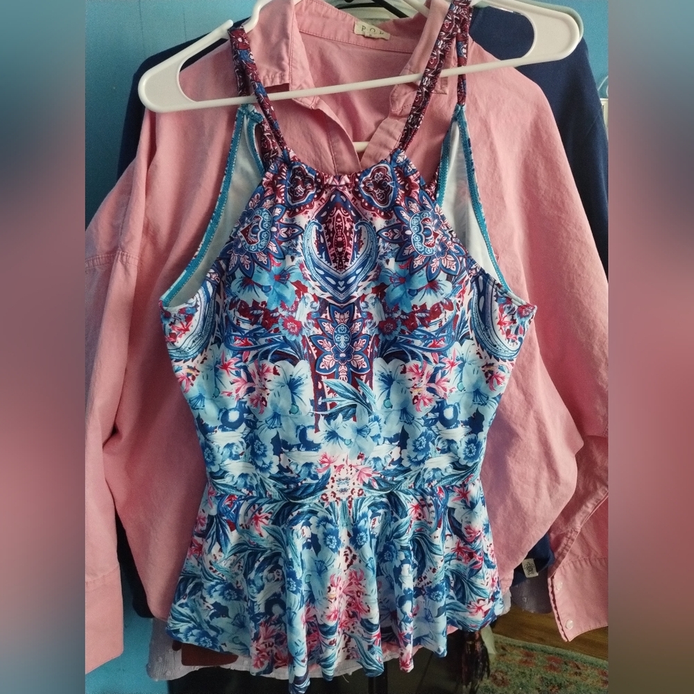 NWOT Floral Ruffle Swim Top - Picture 2 of 3